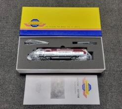 Athearn Genesis (Yellow Box) G6122 HO Scale EMD SD70M EMD Leasing 7008 - NOS