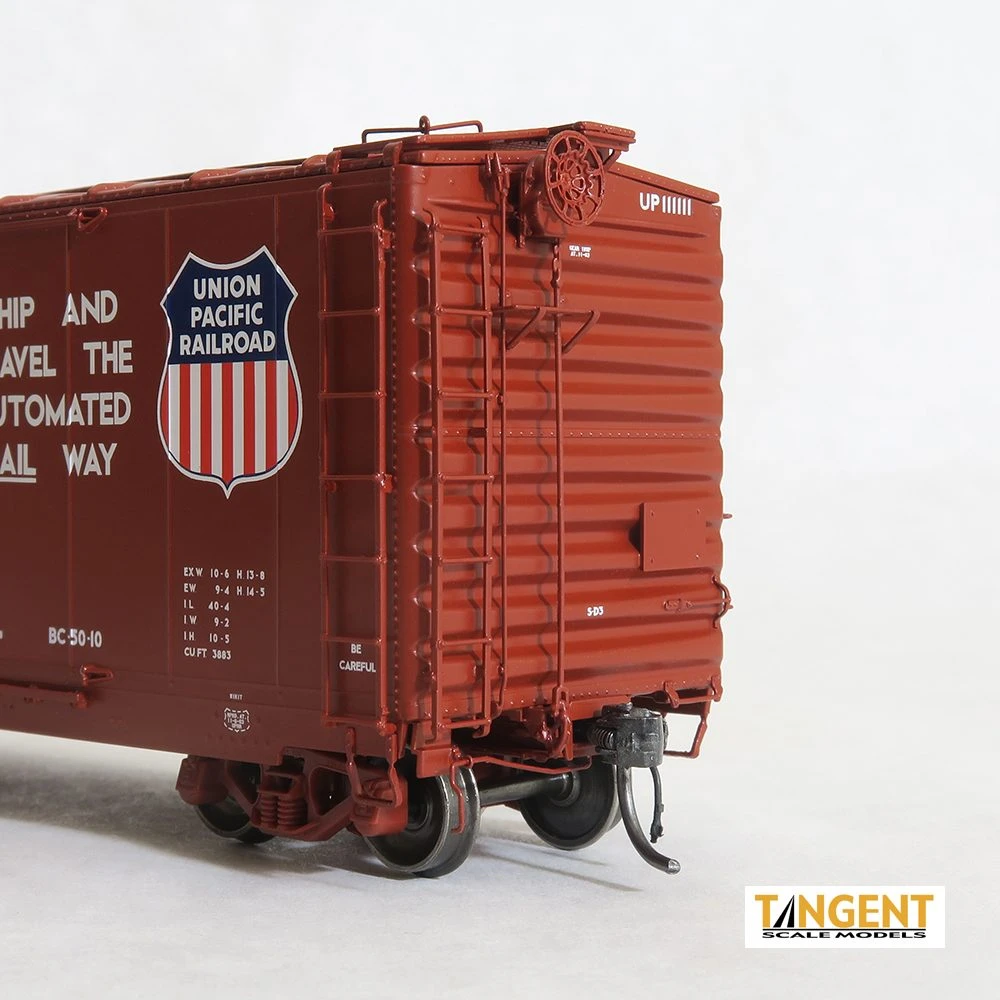 Tangent Scale Models 26062-05 HO Scale 40' PS-1 Combo Door Boxcar Union Pacific UP 111131 - Image 2